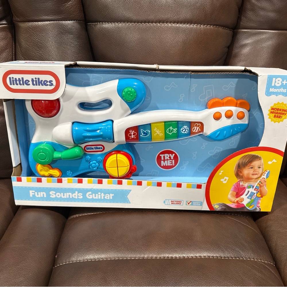 Little Tikes Toddler Guitar 18+months